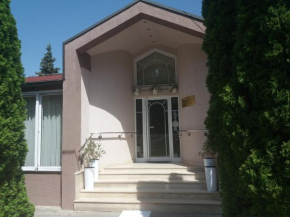Отель B&B Vila Bela Ruza  Сремска-Митровица